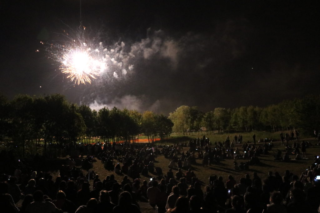 Feu d'artifice à Montfermeil