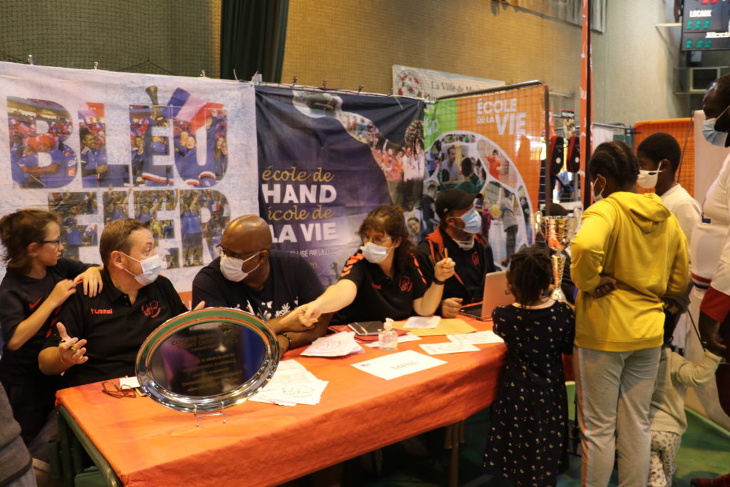 Ecole de Handball au forum des associations de haMontfermeil