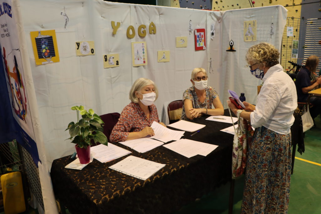 Stand de Yoga au forum des associations de Montfermeil