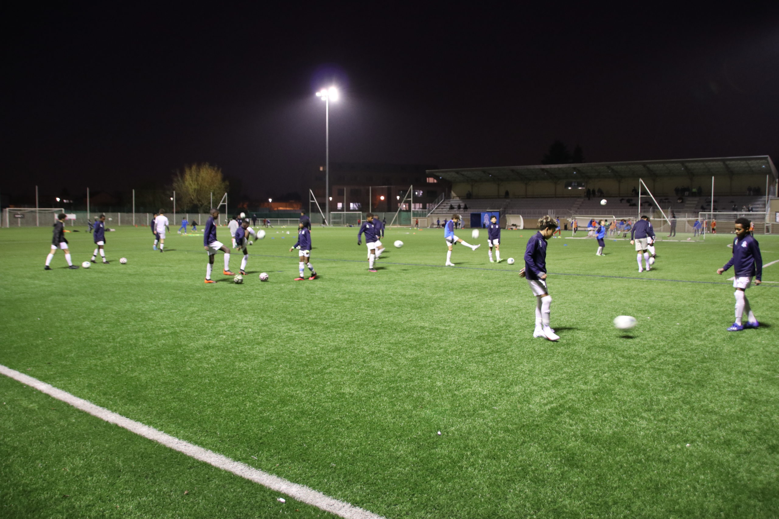 « A cet âge-là, ils ne coupent jamais avec le football »