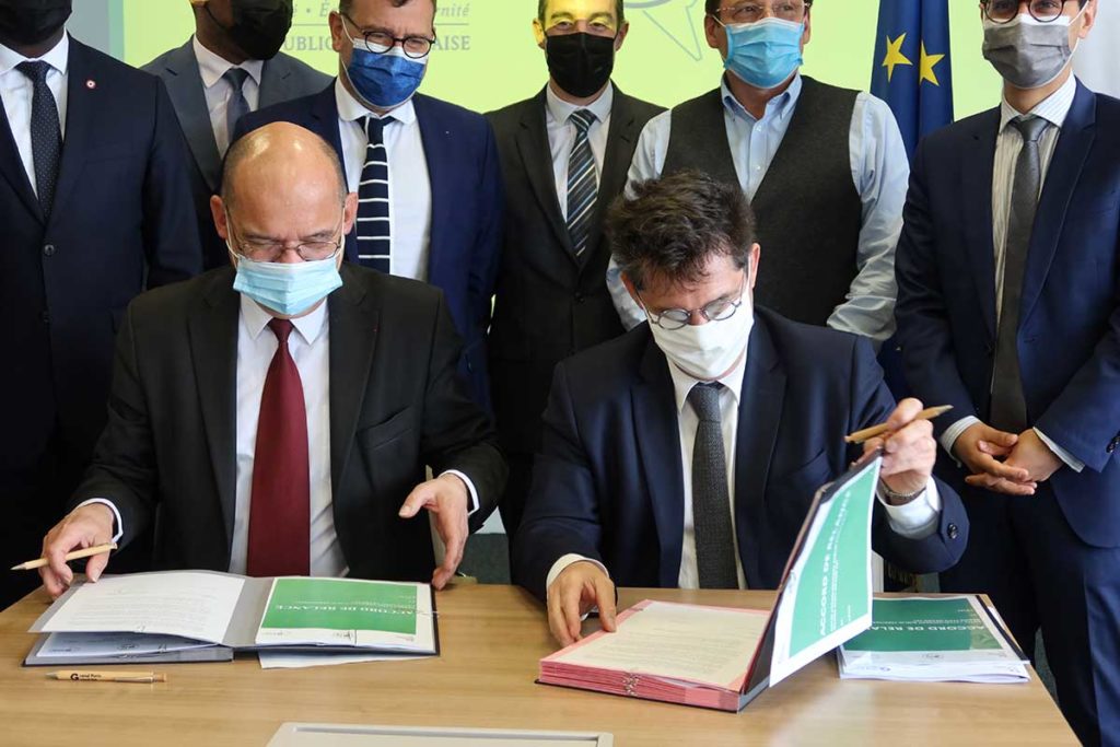 Signature de l'accord de relance entre l'État et Grand Paris Grand Est